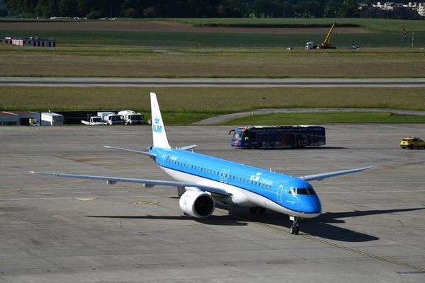 Voyager Malin : Stratégies et Bénéfices pour Accéder à des Vols à Tarifs Imbattables